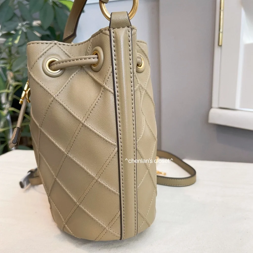 🔥NeW! Tory Burch Soft Fleming Bucket Bag - Picture 10 of 15